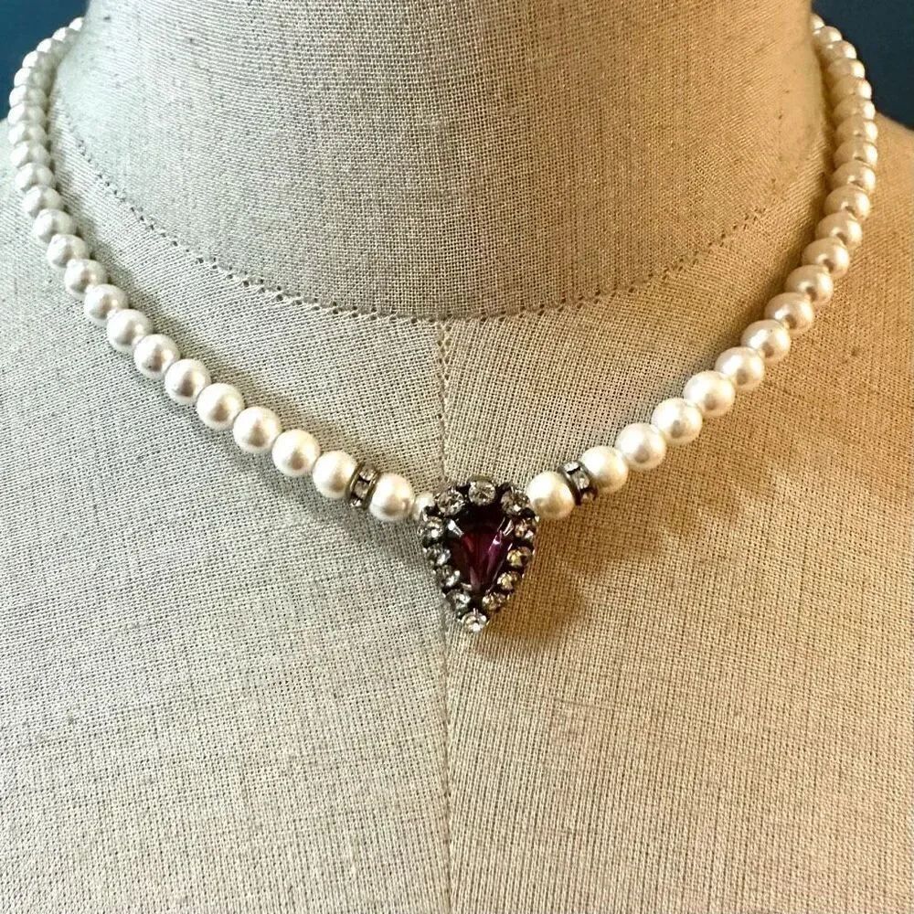 Faux pearl purple rhinestone pendant necklace